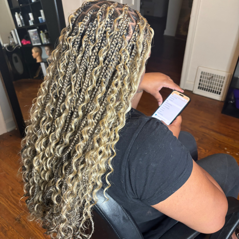 Smedium Boho Knotless at DLUXE Effect in Saint Louis, MO