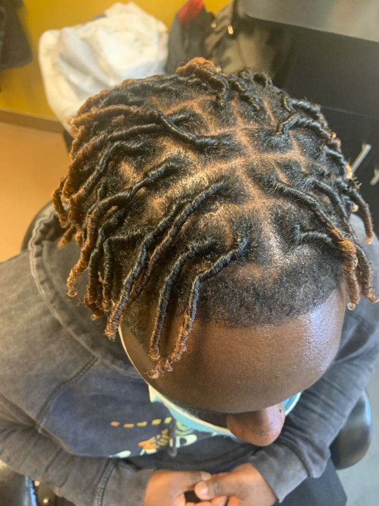 Loc Retwist (Half Head)