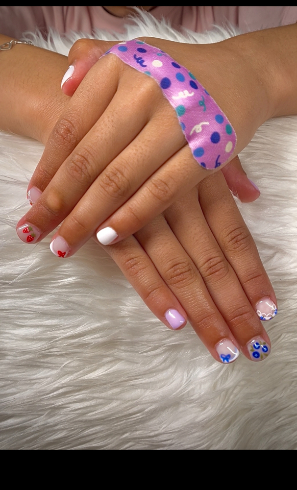 Children’s Manicure + Design
