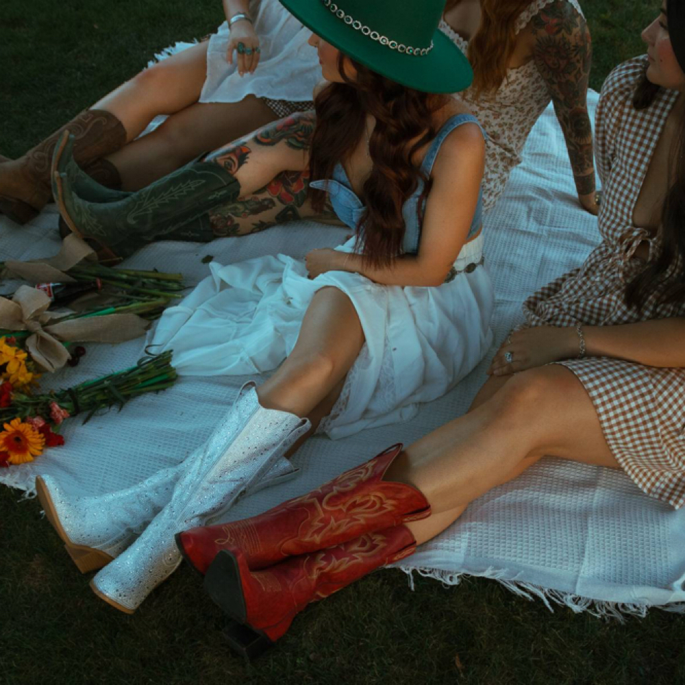 Membership Contour Add On at Rockin’ Cactus Spray Tans in Surprise, AZ