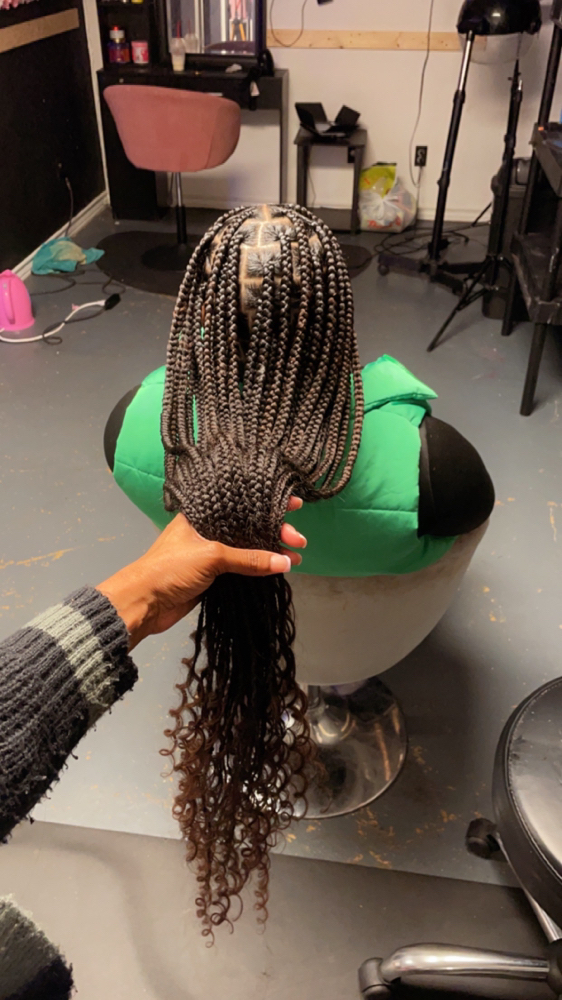 Medium Goddess Knotless