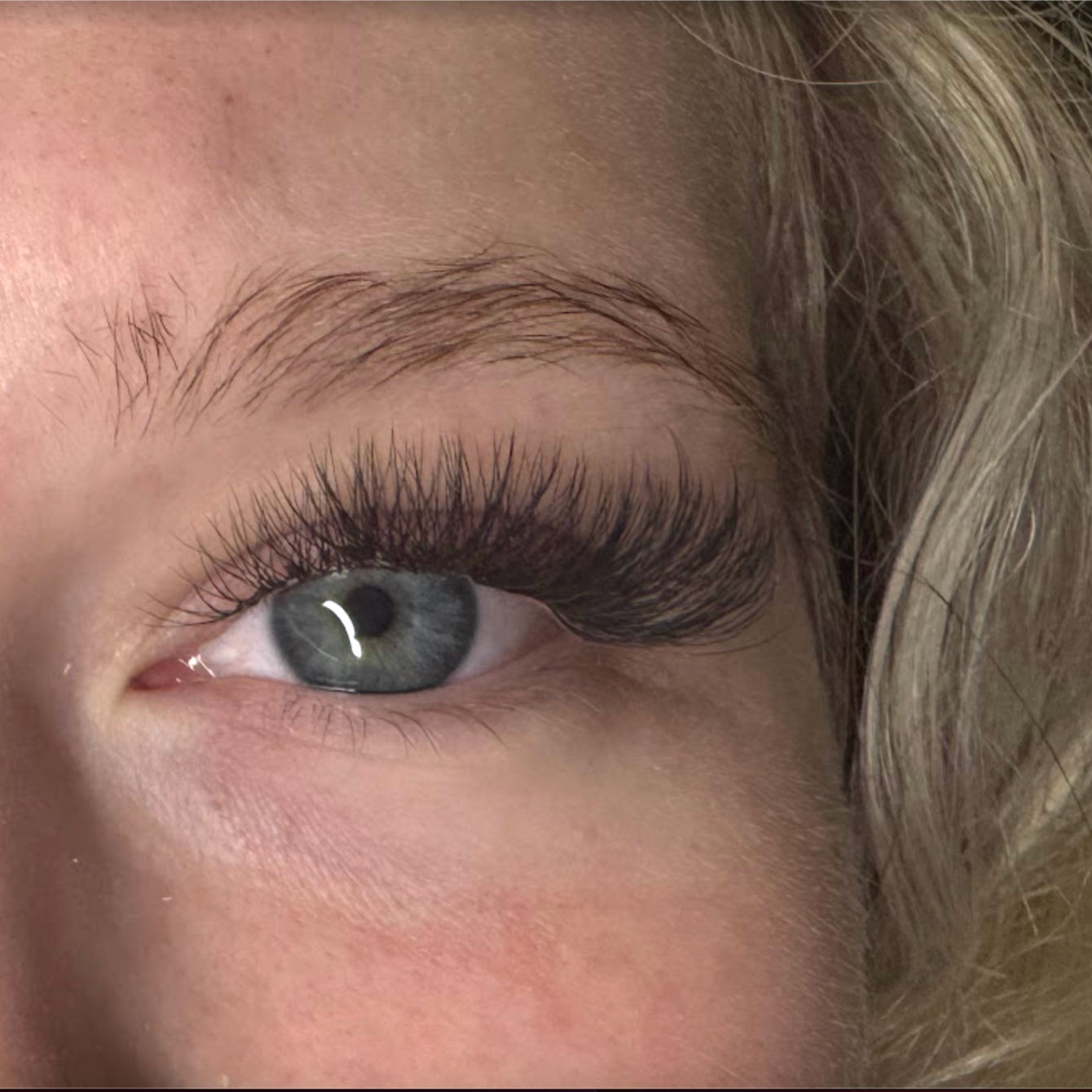 Hybrid lash fill at Brookelyns Beauty Bar in Kansas city, MO