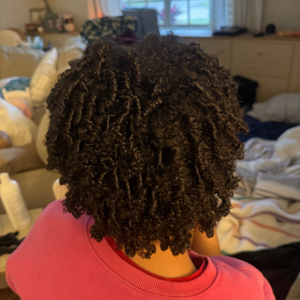 Kids Wash + Go (Ages 12 & Under) at VIP Beauty Bar in Lakeland, FL