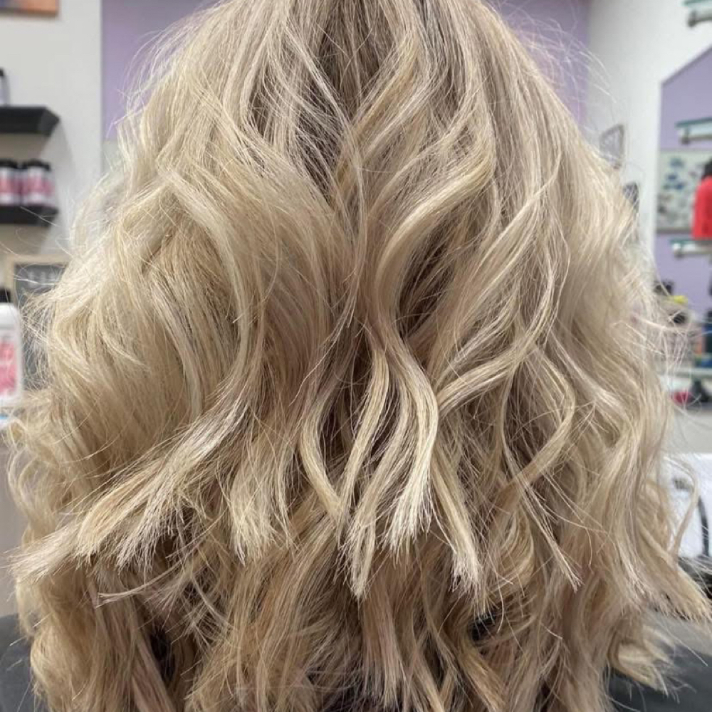 Customized Blonding at Lindsey’s Locks in Myrtle Beach, SC