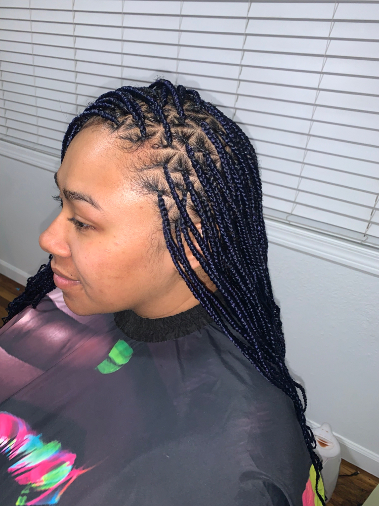 Small Knotless Braids