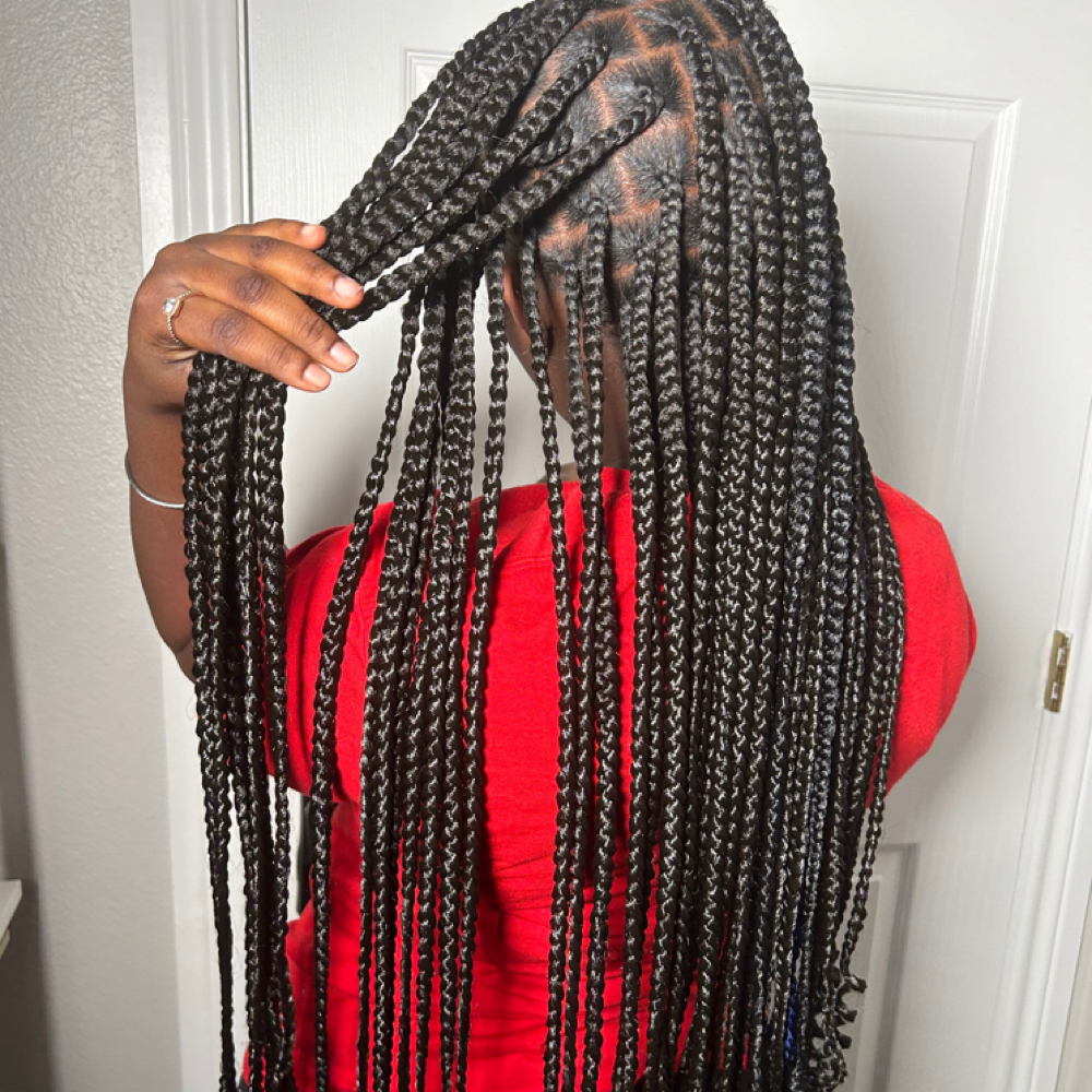 Medium Knoteless at Laurielle Mitchell in Arlington, TX