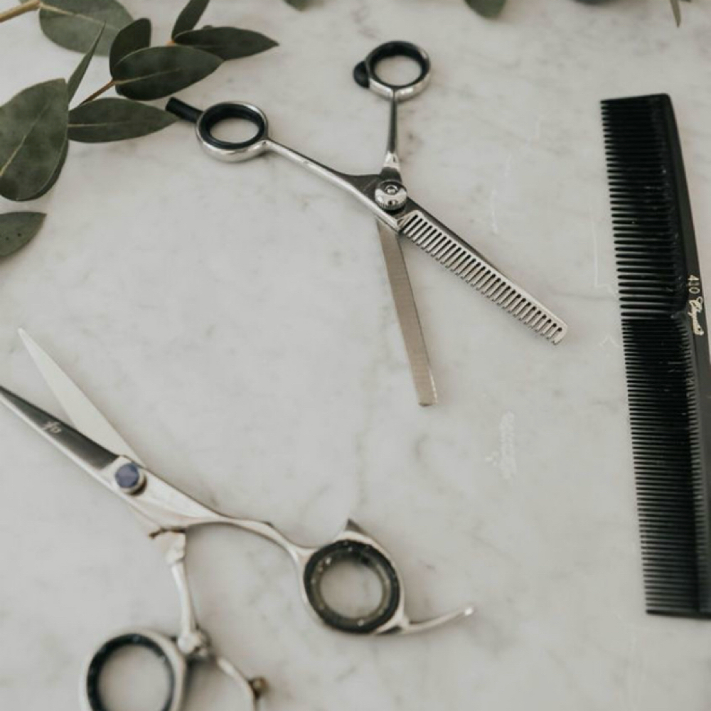 CUT + STYLE at Carlyschmitthair in Cross Lanes, WV