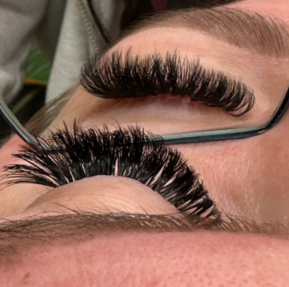 Volume Full Set at BeautybyMadelina in Rogers, AR