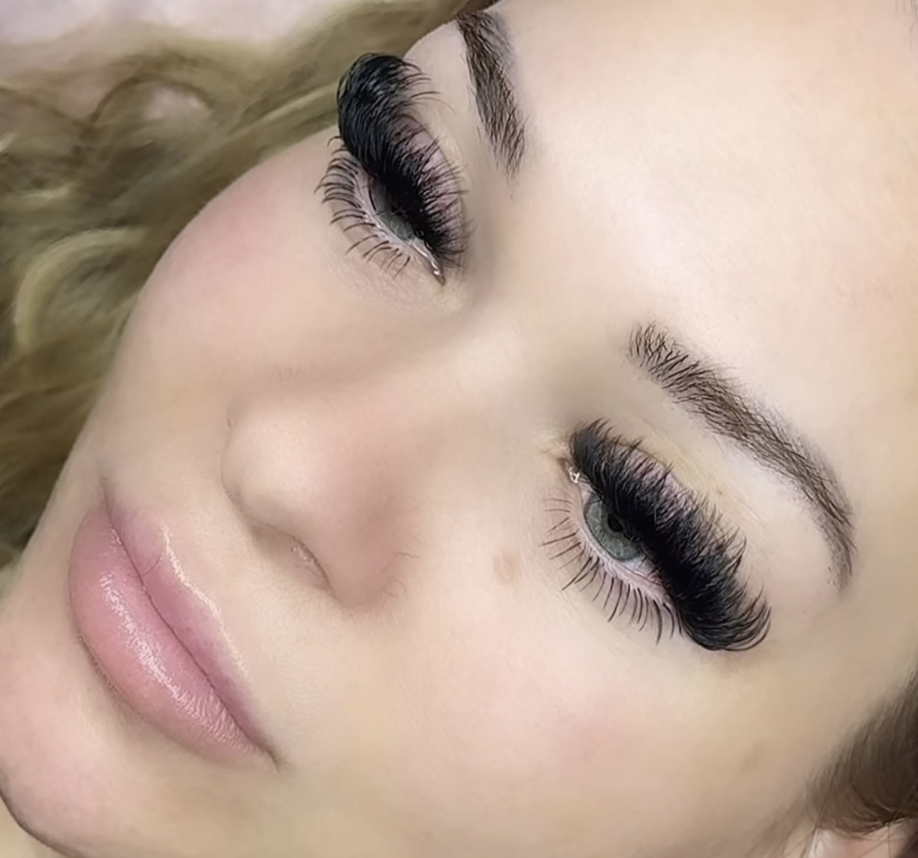 Bottom Lashes