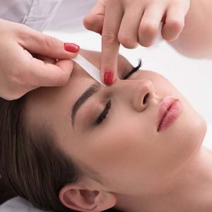 Eyebrow Shaping / Waxing