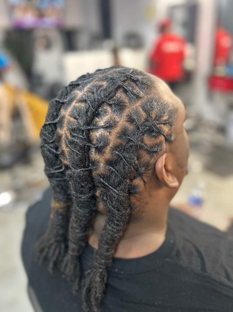 Retwist W/ Simple Style at Loc Lingo And More by Alyssa in Bridgeton, MO