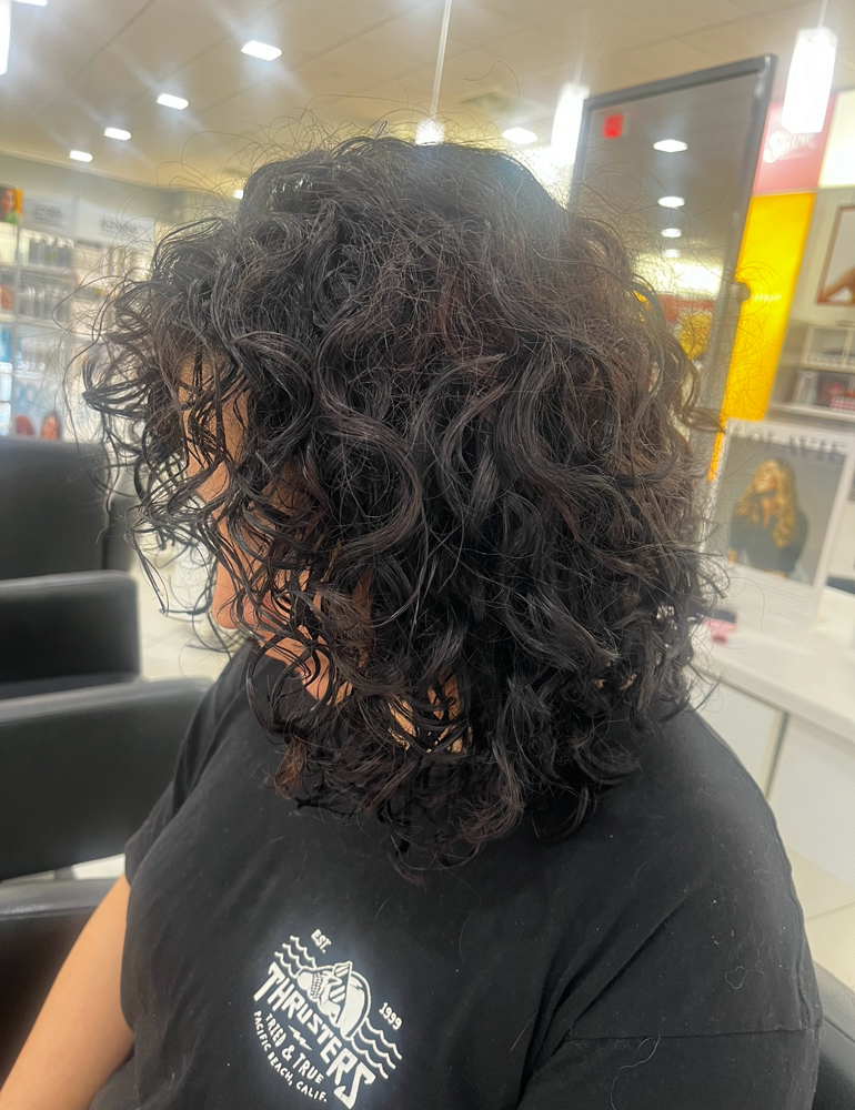 Curly Cut