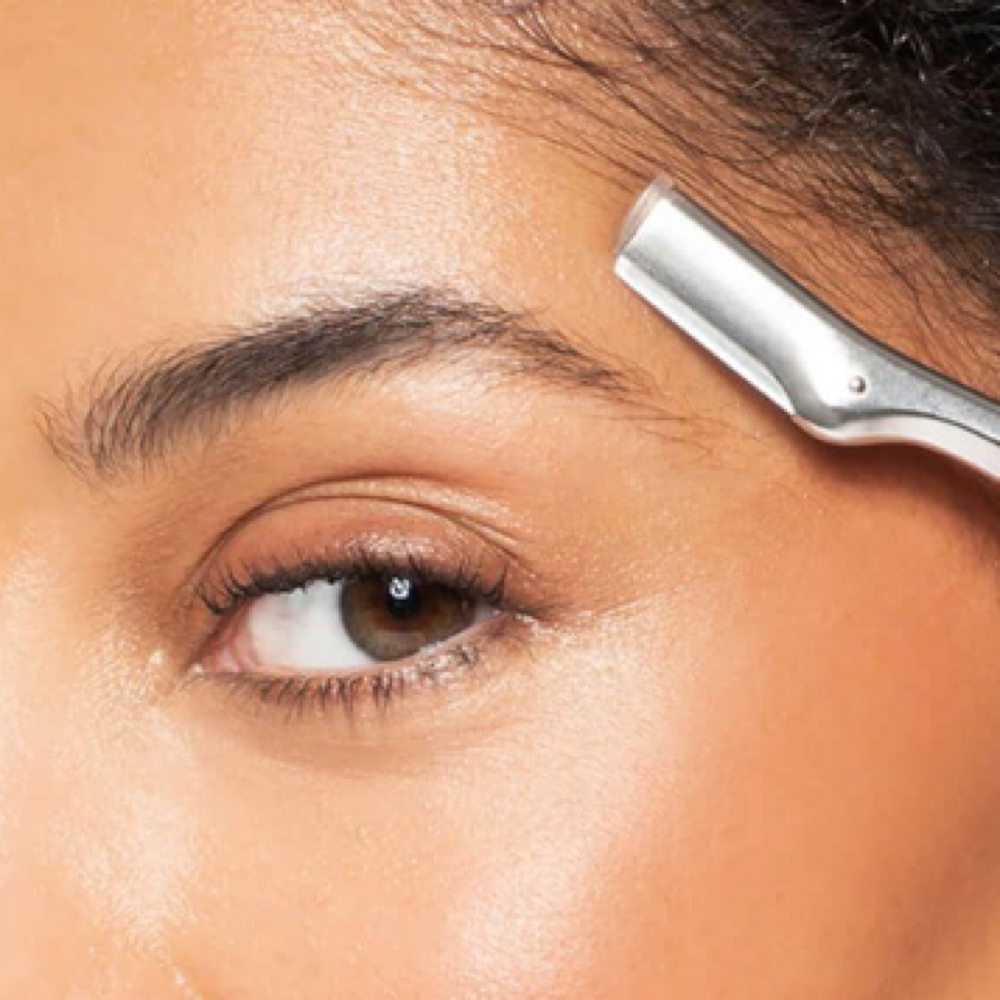 Brow Arch (Razor cleanup) at Beyouteeful Obsession Makeup & Beauty Bar in Tuscaloosa, AL