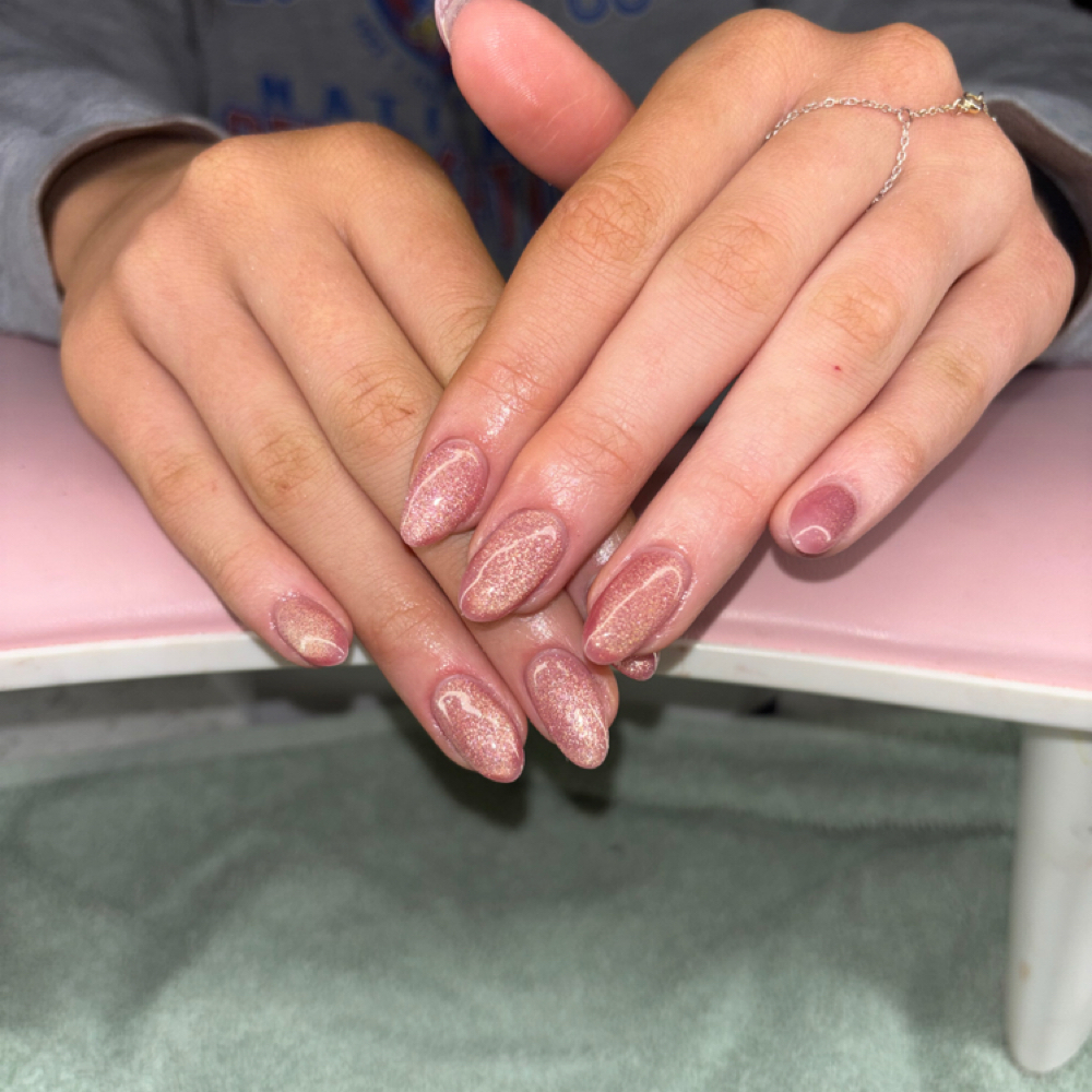 Polish Change at Ali’s Nail Nook in Wichita, KS