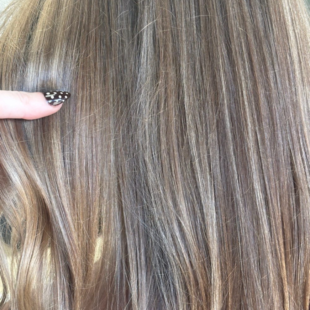 Gloss Refresh at Everly Beauty Co. in Indian Trail, NC
