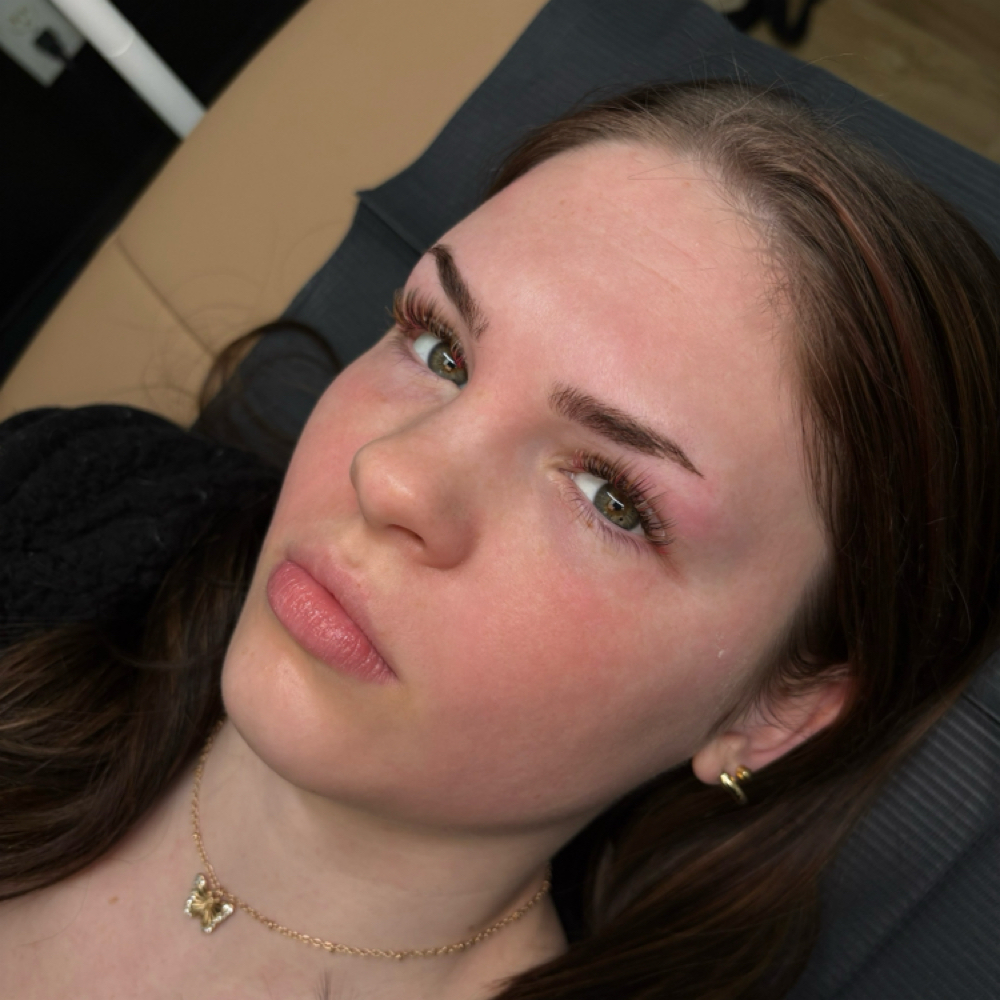 Full Set at Lash Doc 907 in Kenai, AK