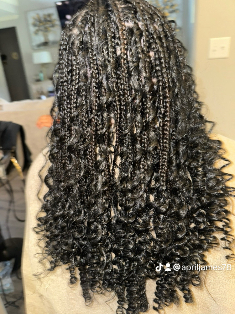 Medium Midback Boho Knotless at Anointed Hands in Southaven, MS