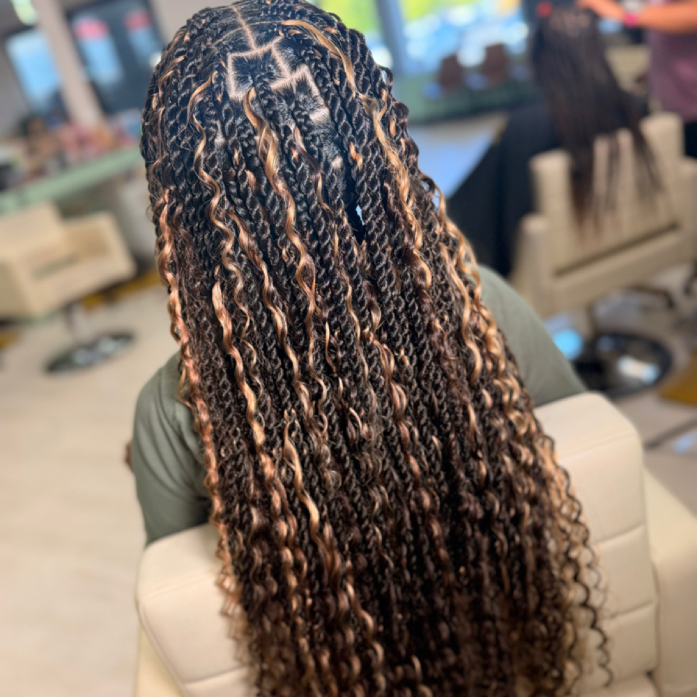 Medium Island Twist at Takenja Thornton in Lithia Springs, GA