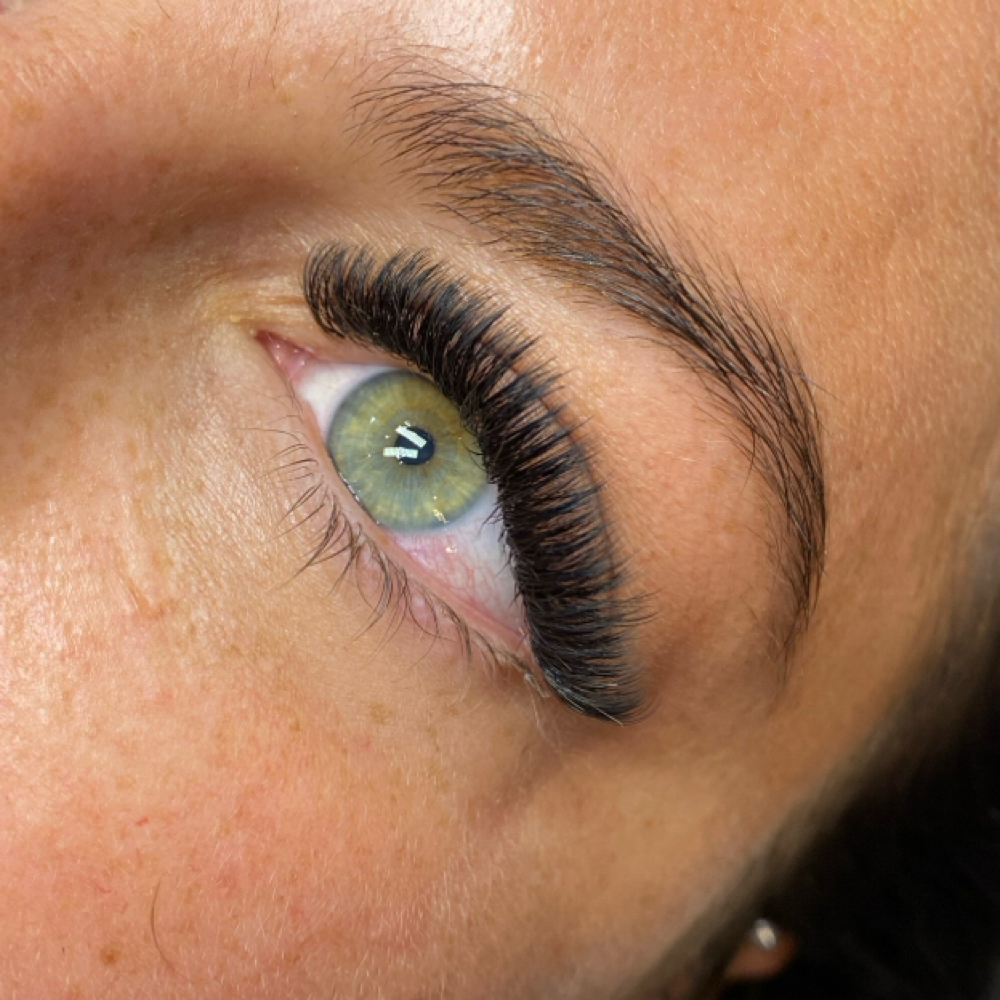 1.5 Hour Volume Fill at Lash Bar in Preston, CT