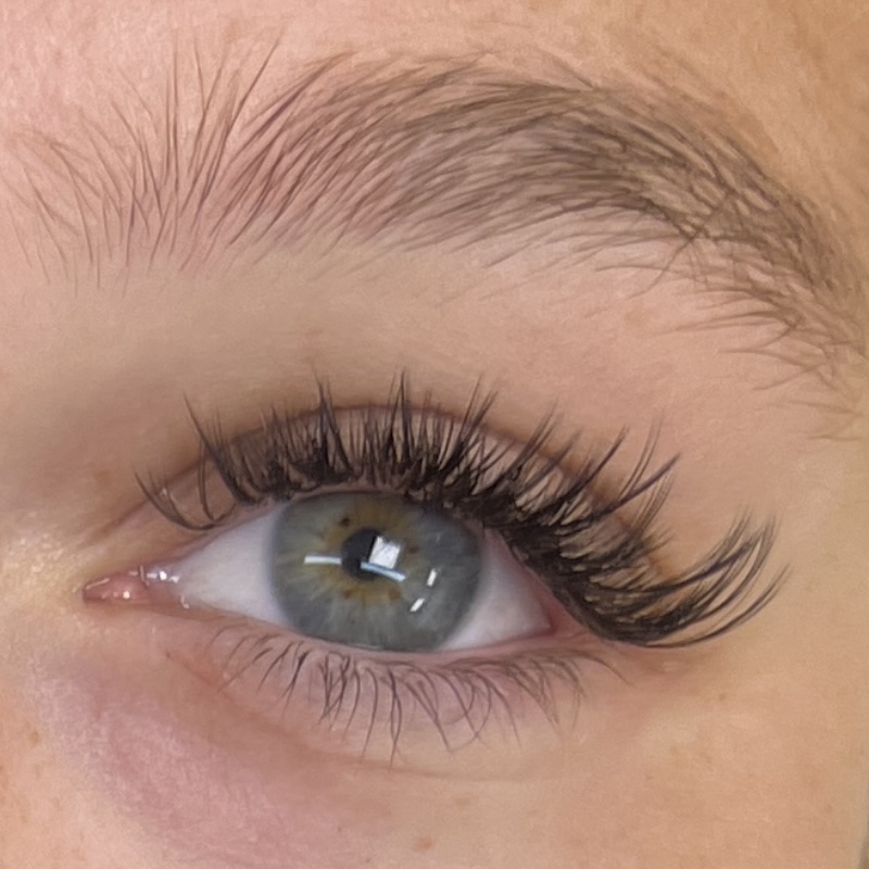 SIGNATURE WISPY