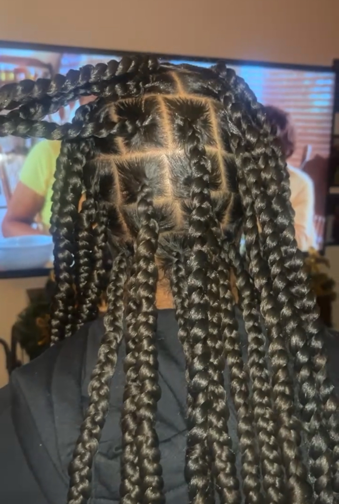 Kids Large Knotless at SimplyBella by DeaunderBarnes in Huntsville, AL