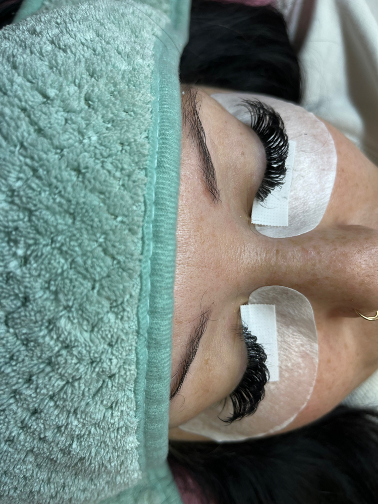 Lash Fluff (1 Week)