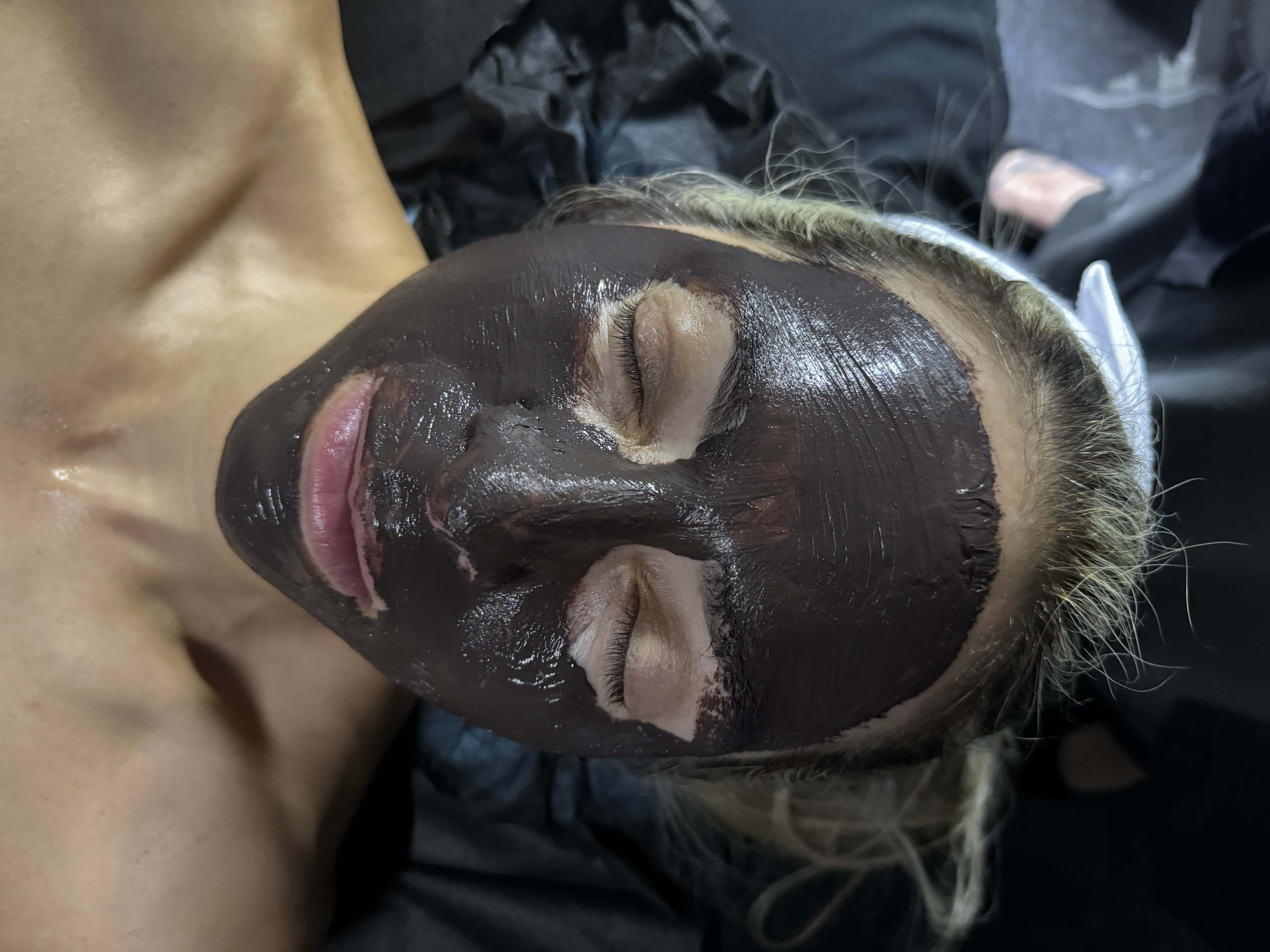 Deep Cleansing Facial at Sage N Selenite Wellness Spa & Boutique in Seaford, NY