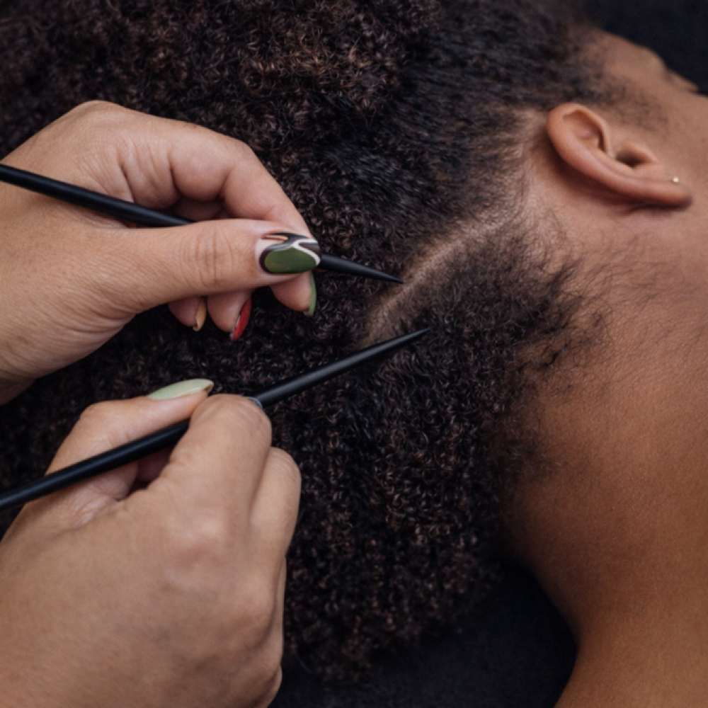 Hairplay + Scratch Therapy 45 Min at Bespoke Beauty by Elainie in Manhattan, KS