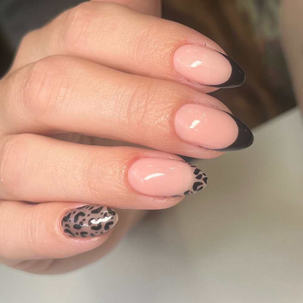 Structured Manicure w/ Design