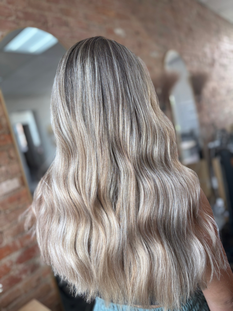 Tape-In Extension Consultation