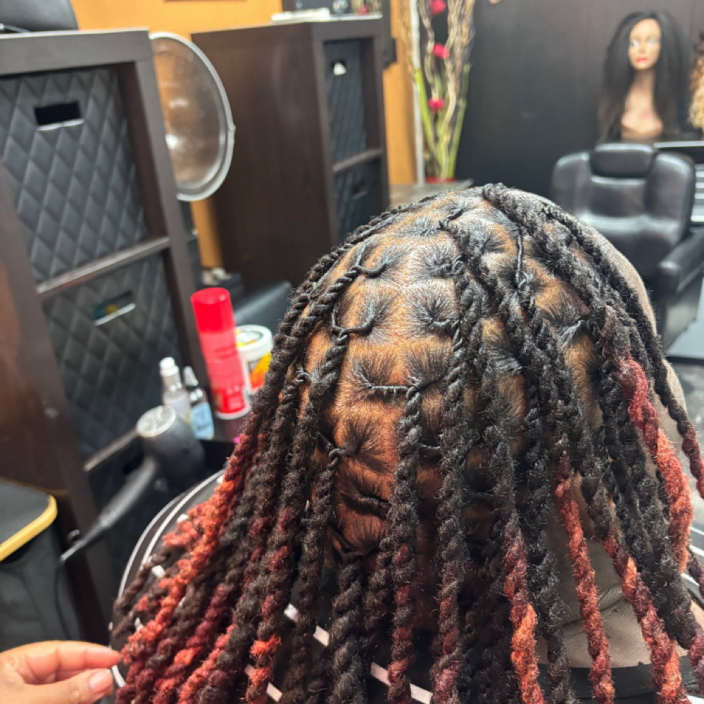 Shampoo, Dyes, Touch Up at Glamorous Hair Company in Orangeburg, SC