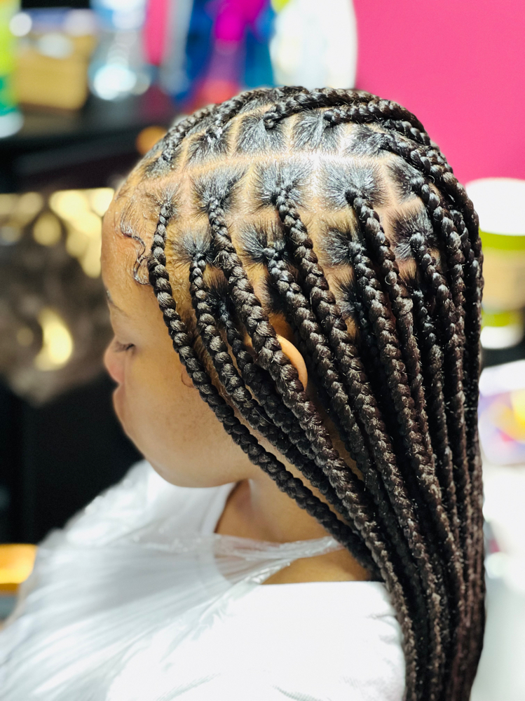 Knotless Braids - Medium
