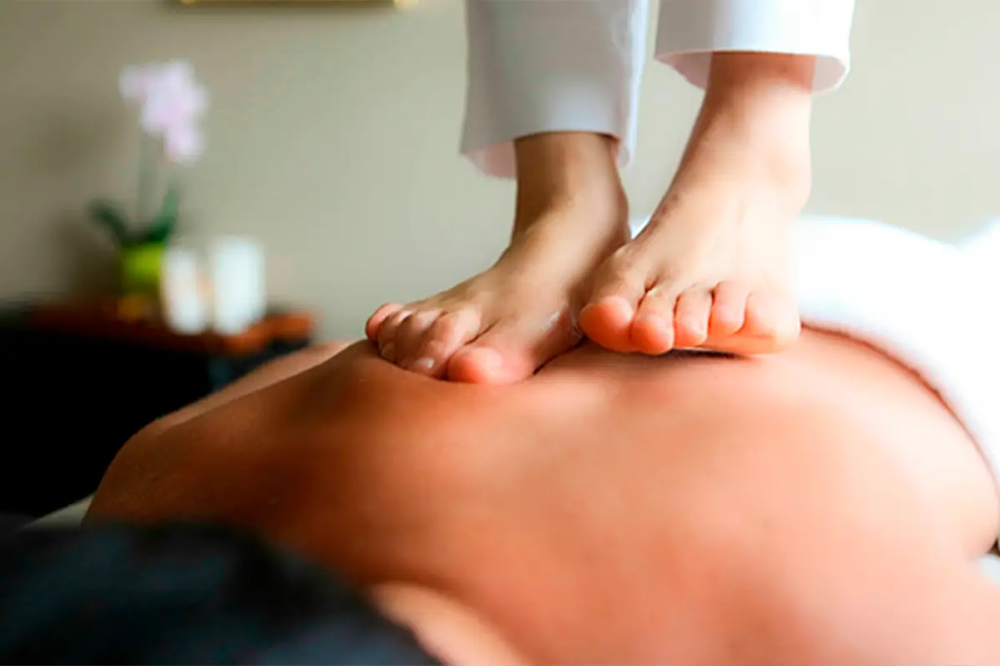 Ashiatsu/Barefoot Massage