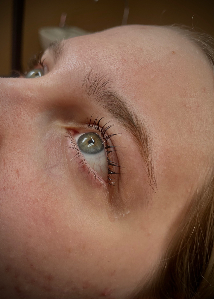 Lash Lift And Tint