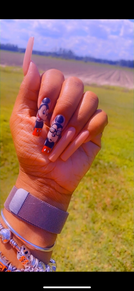 Character Nail