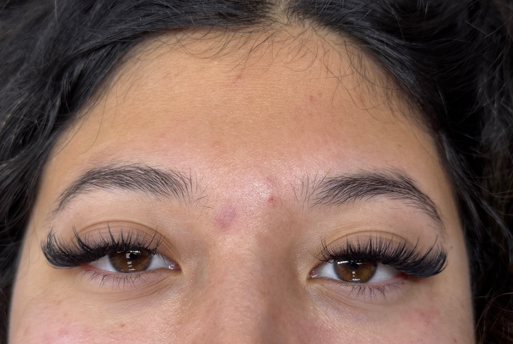 Eyelash Extension 2 Week Fill