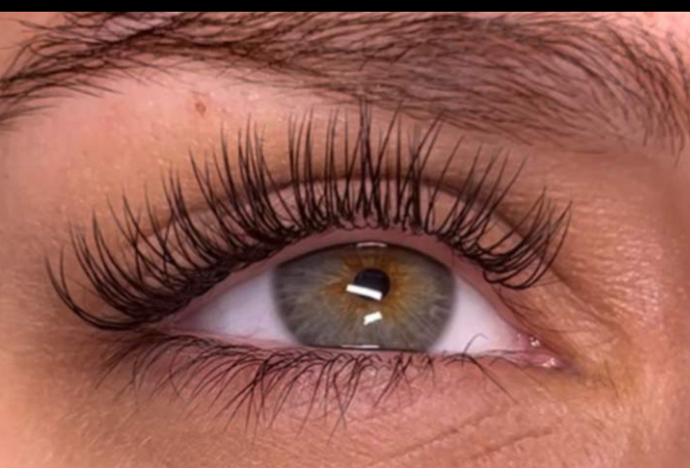 Eye Lash fill at Modern Techniques Salon & Boutique in Cicero, NY