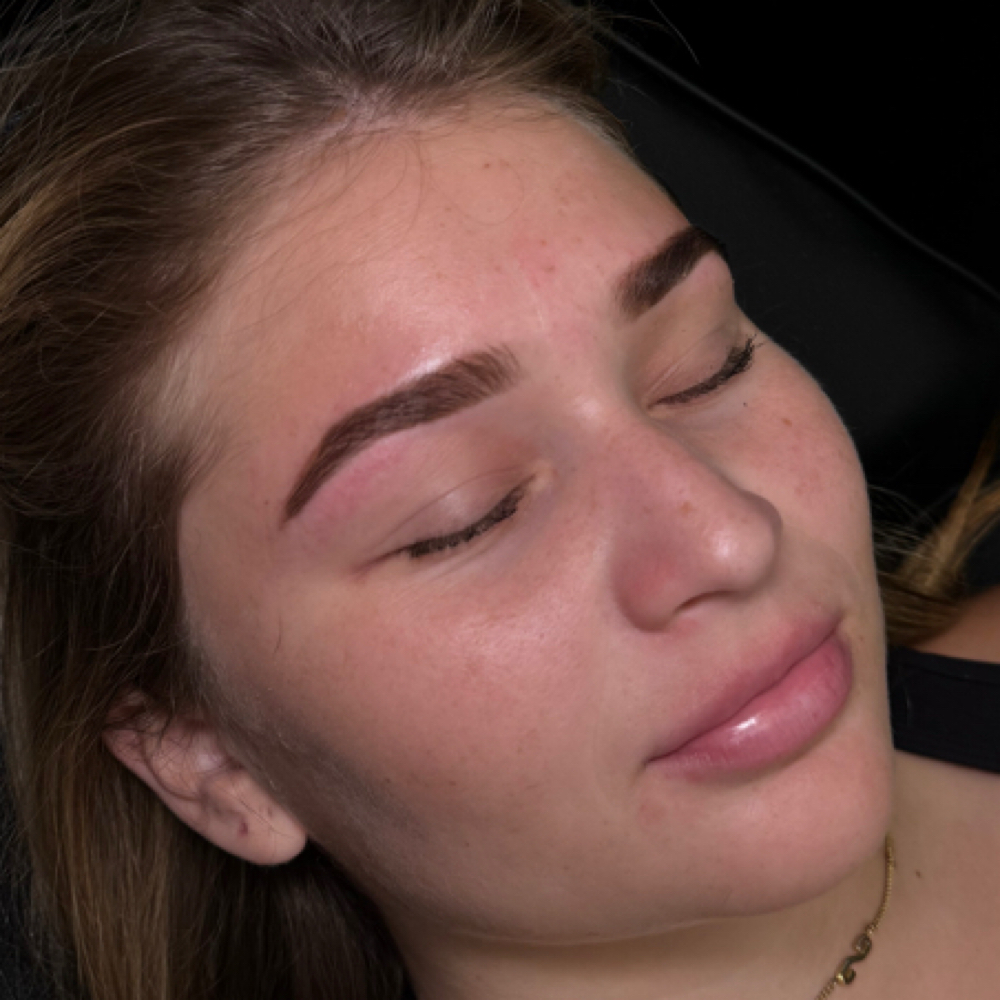 signature brow sculpt & Tint at MonicaGlams brow bar in Goodyear, AZ