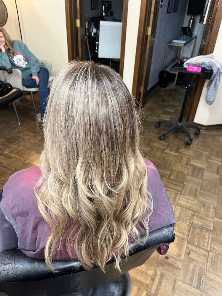 Bubbly Blowout Bar