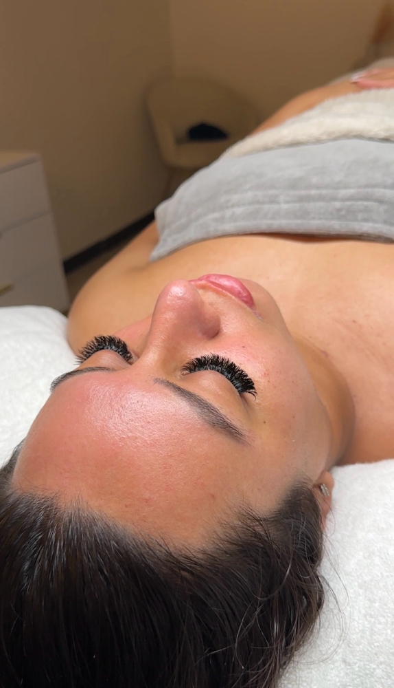 Pamper me Facial