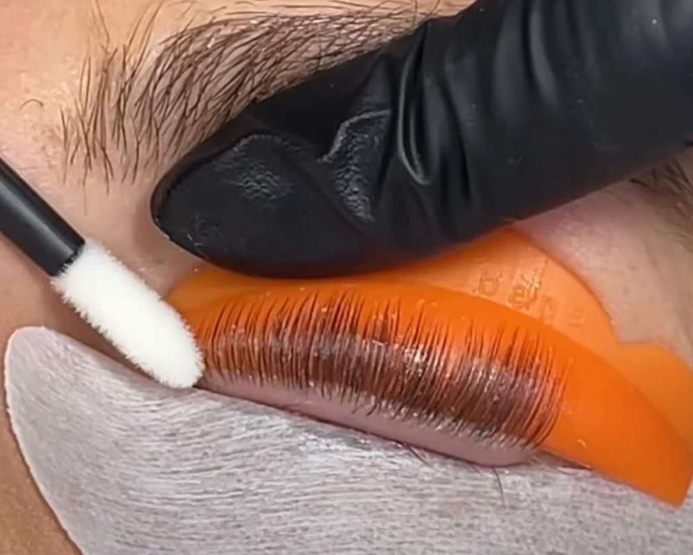 Eyelash lift & Tint