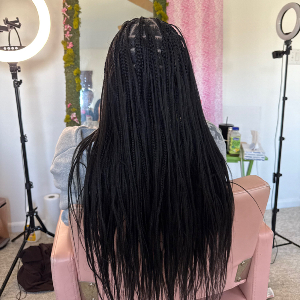 Mermaid 🧜🏼‍♀️/Scene Braids👩🏾‍🎤 at LiaLaidThat in Austin, TX