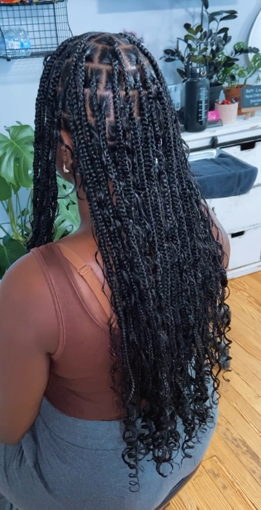 Medium Boho Knotless
