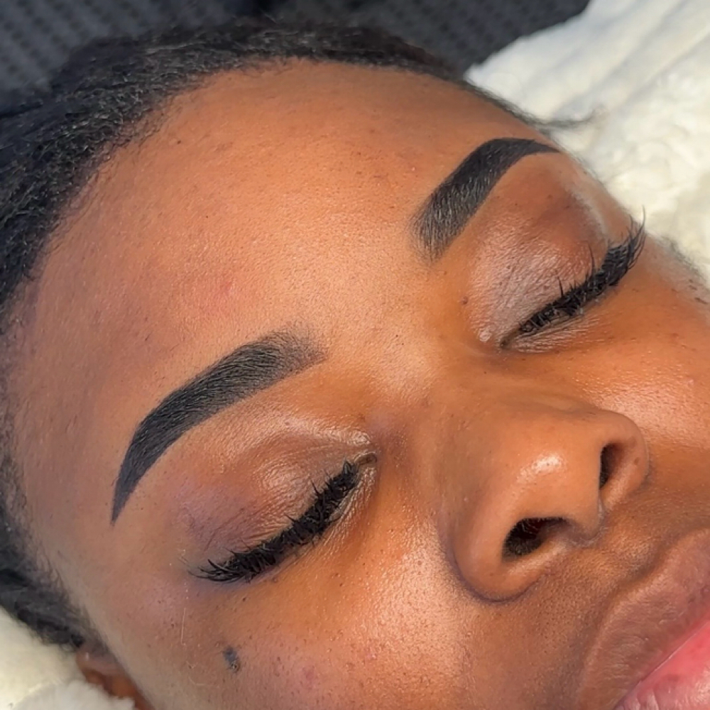 Signature Sculpt at Arch Artistry in Dallas, TX