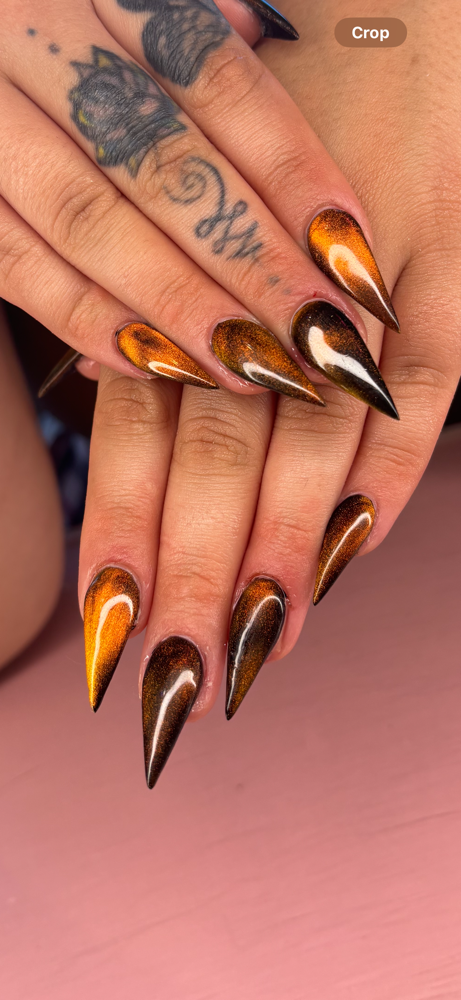 Cat Eye Nail Art