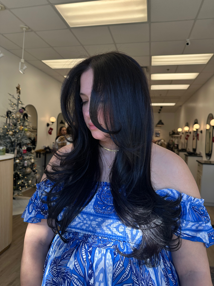 LAYERED HAIRCUT