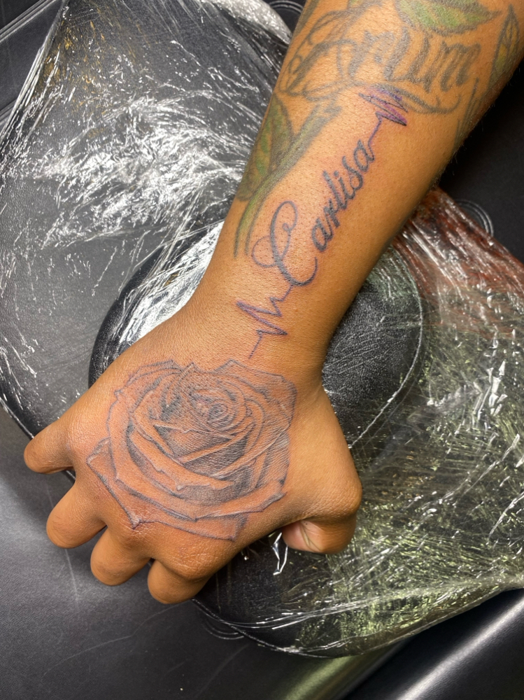 Medium Tattoos/ Tatuajes Medianos