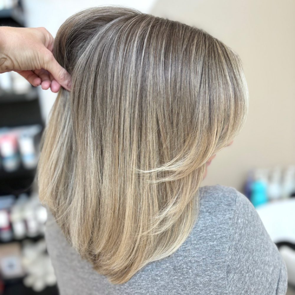 Bang Trim at Golden Era Hair Studio in Chicago, IL
