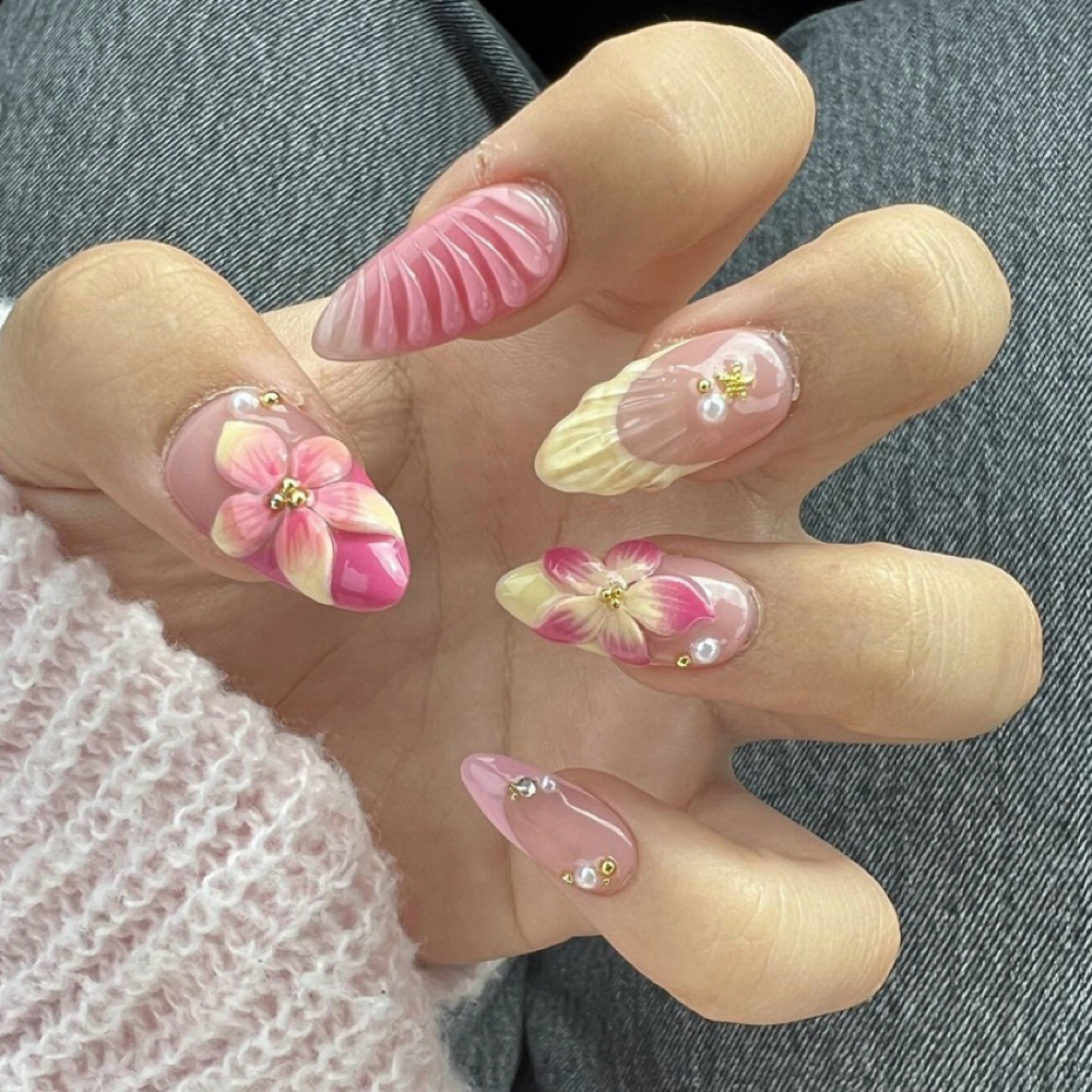 Inspo shown β at Nails By Marlee in Warren, OH