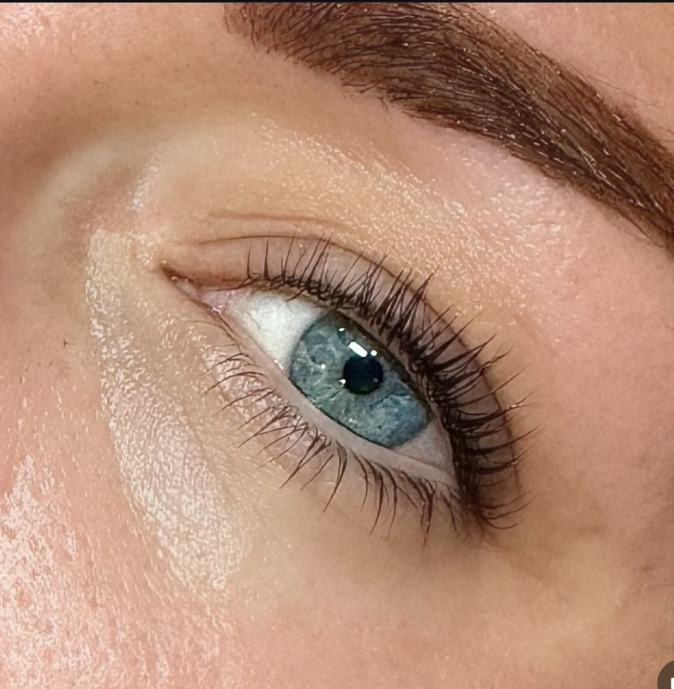 Lash Lift and Tint
